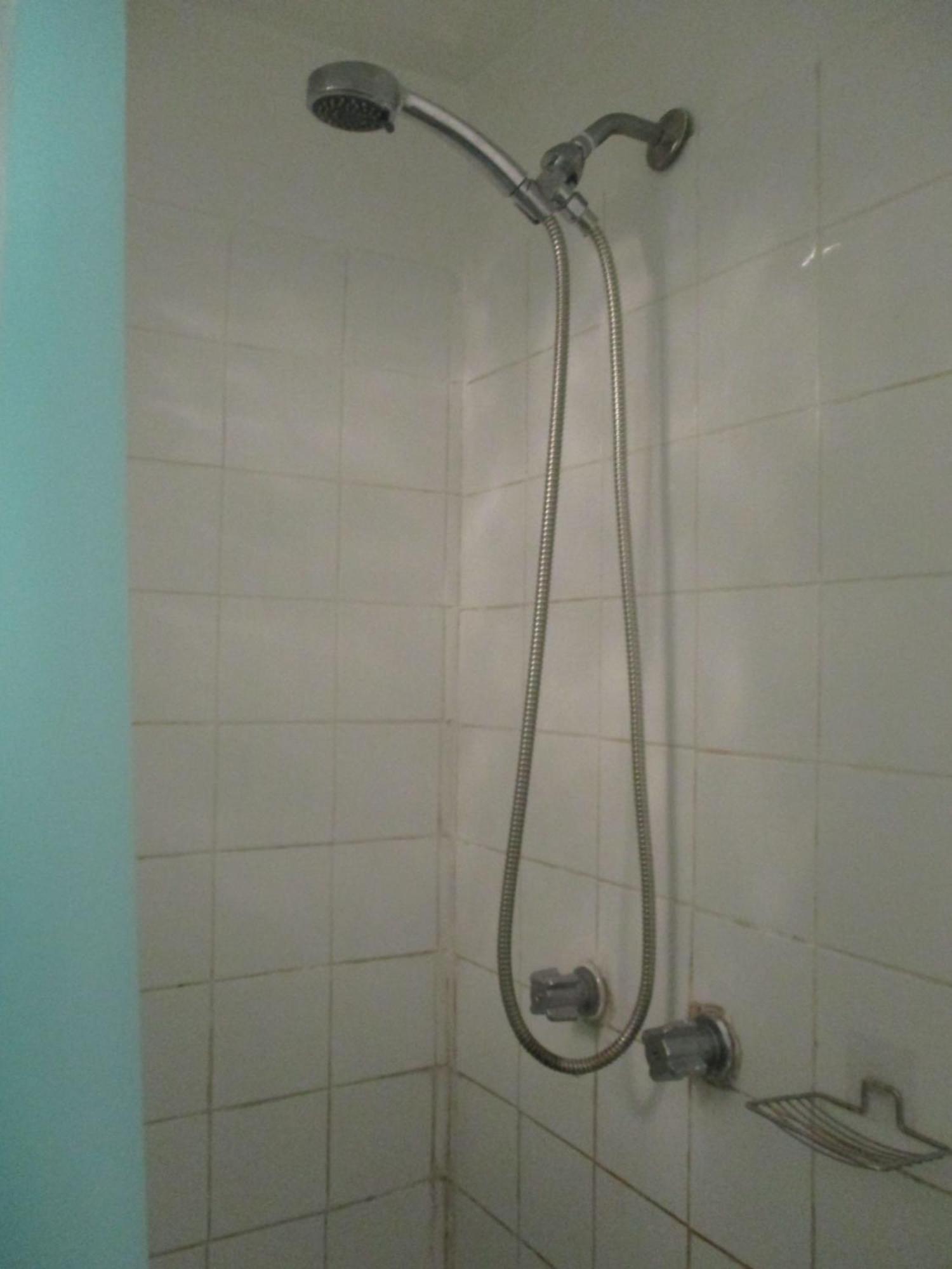 High Park Single Room With Personal Washroom And Kitchen Τορόντο Εξωτερικό φωτογραφία